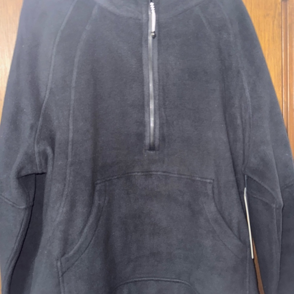 NWT Lululemon Scuba Oversized
Funnel Neck Half Zip Black Fleece Zip-Up Jacket